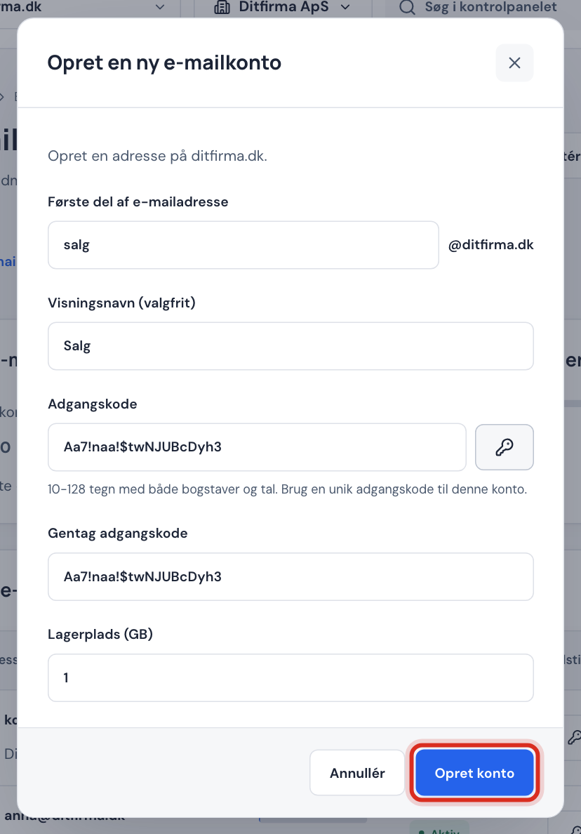 Vinduet Opret en ny e-mailkonto udfyldt