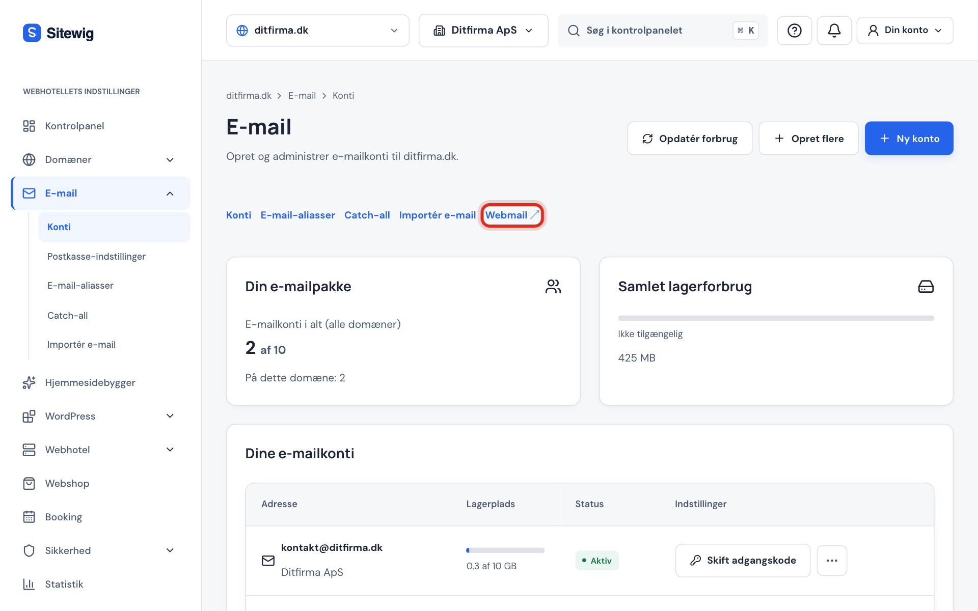 E-mail → Konti med linket Webmail markeret