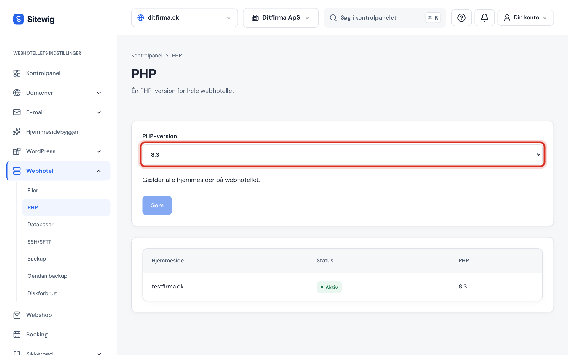 Siden PHP med rullemenuen PHP-version og knappen Gem